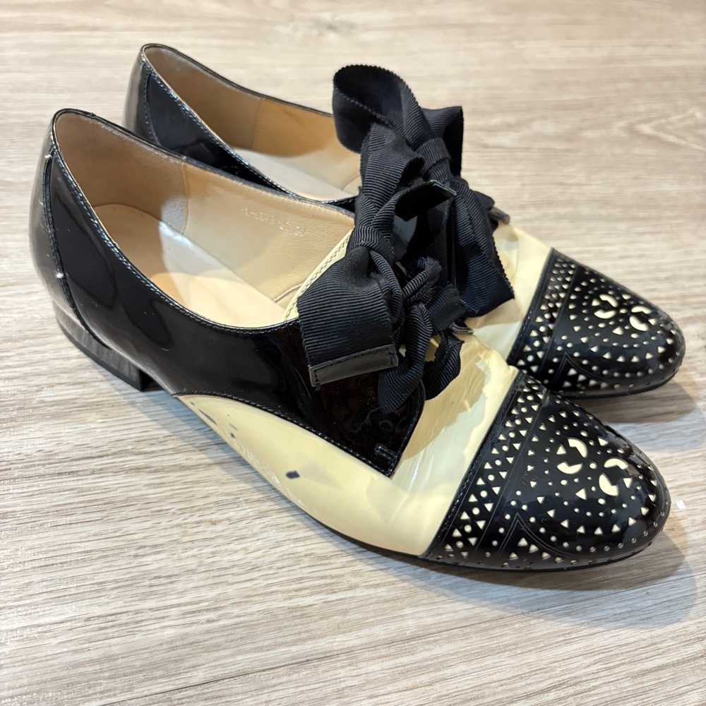 Carlo Pazolini Black and Cream Patent Leather Women's Loafers - Picture 9 of 16